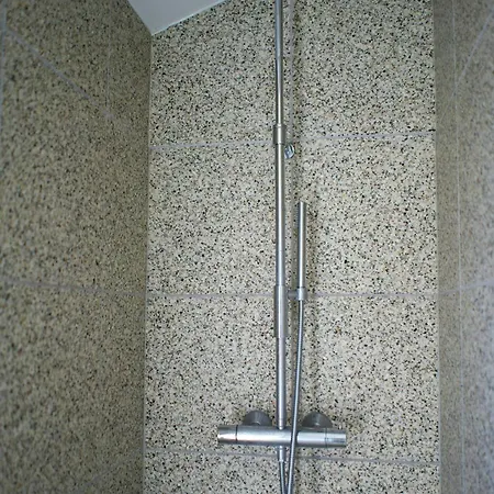 Former Railway Worker's House By Kragenaes Harbour טוריג